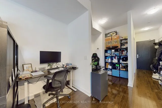 Additional image 7 of 770 Bay St Unit 1507