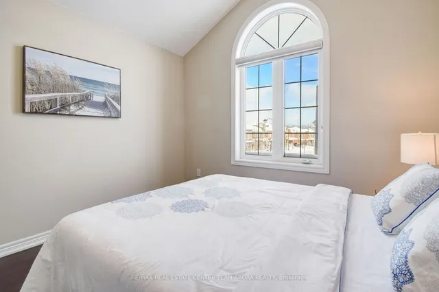 Additional image 30 of 749 Wettlaufer Terr