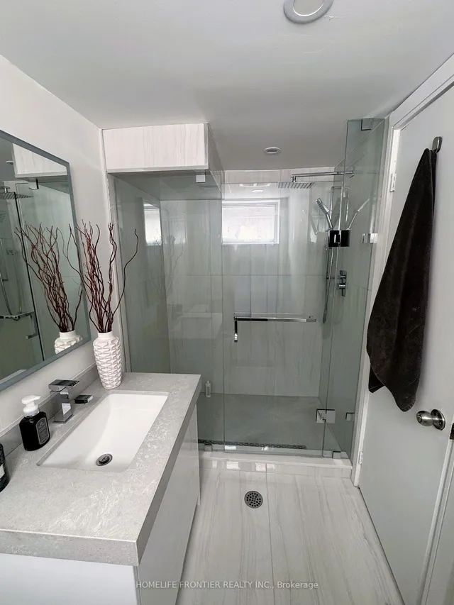 Additional image 21 of 26 Trophy Dr