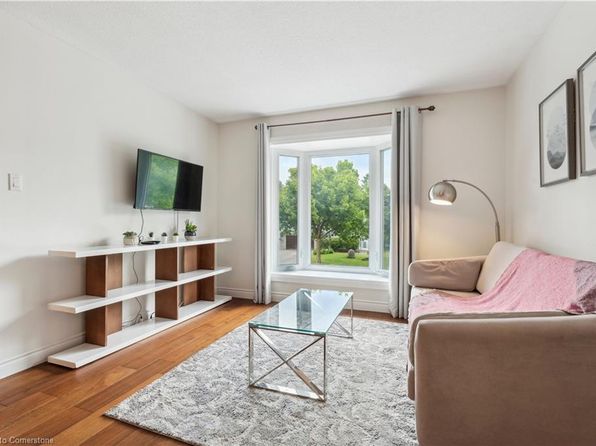 Additional image 3 of 11 Bristow Ct, Barrie, ON L4N 6T1