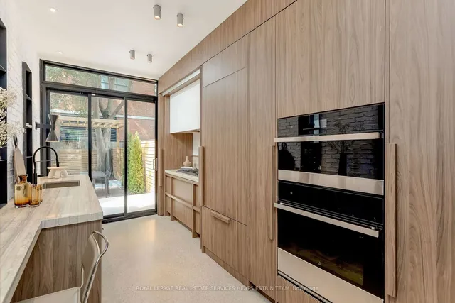 Additional image 9 of 100 Sumach St