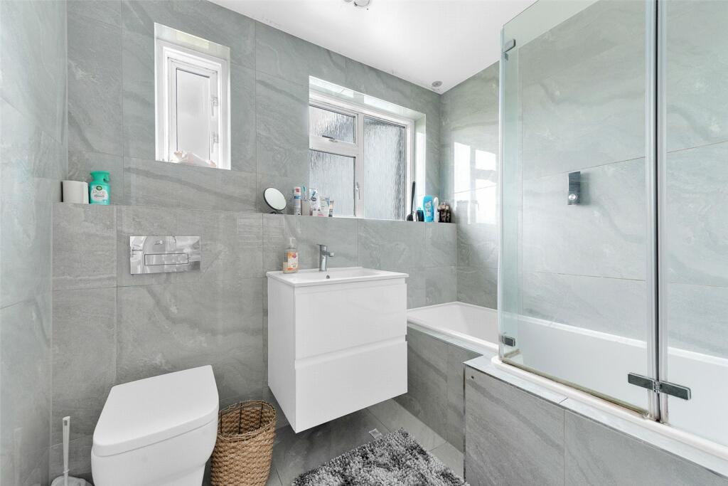 Additional image 4 of Daerwood Close, Bromley, Kent, BR2