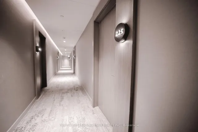 Additional image 3 of 161 Roehampton Ave Unit 223