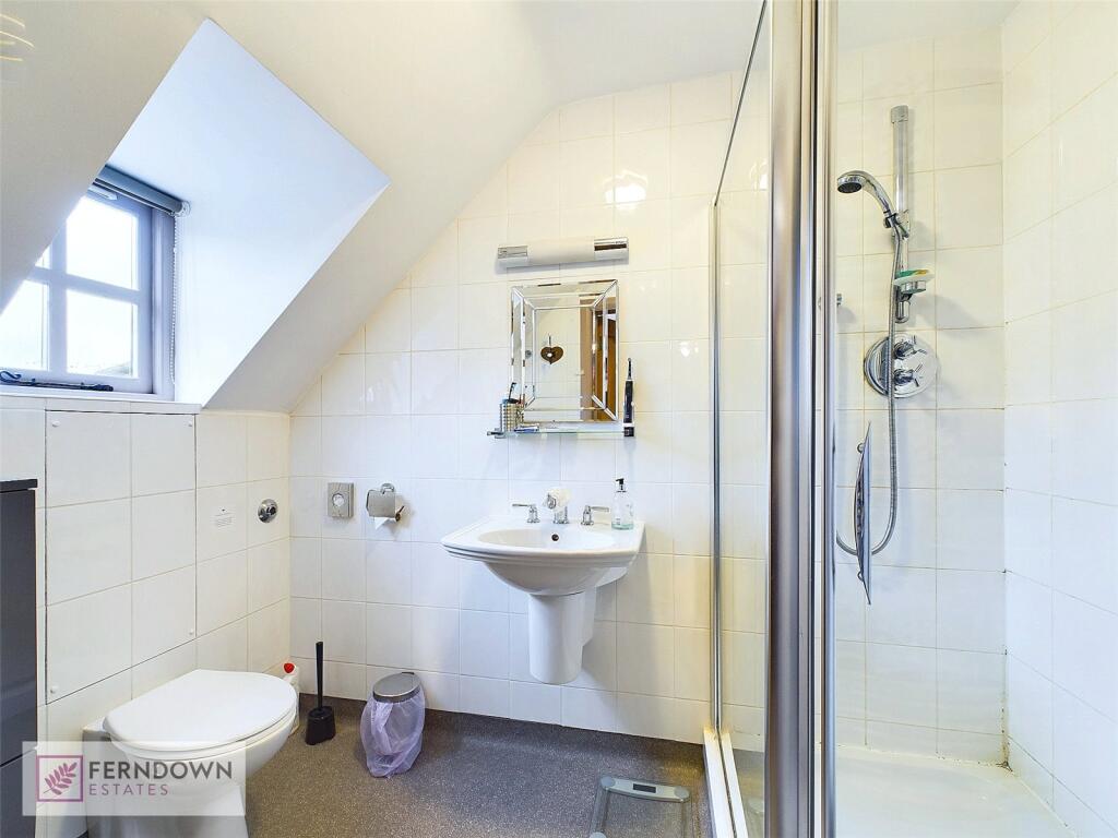 Additional image 18 of Holly Lane, Marston Green, B37