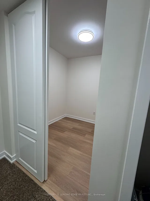 Additional image 20 of 10 Navy Wharf Crt Unit 3511