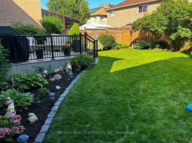 Additional image 32 of 19 Maple Beach Cres