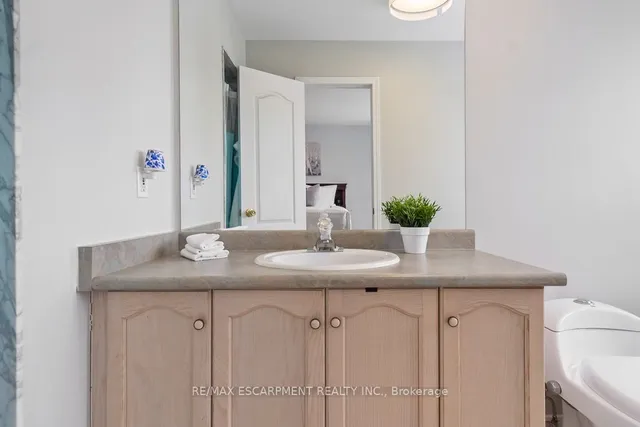 Additional image 23 of 51 Olde Town Rd