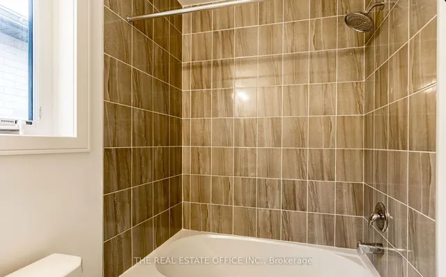 Additional image 15 of 61 Red Maple Lane