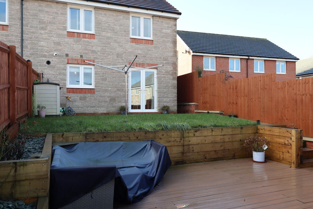 Additional image 18 of Edge of Wells