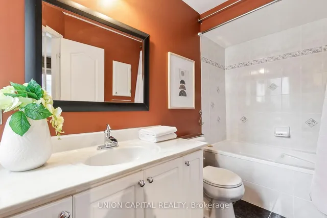 Additional image 39 of 232 Boston Ave