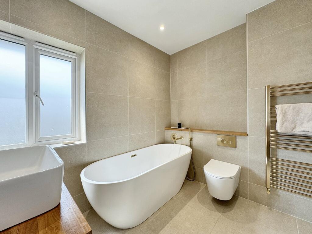 Additional image 23 of Laburnum Way, Bromley, BR2