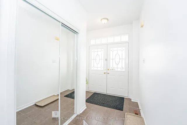 Additional image 6 of 8 Portrush Tr