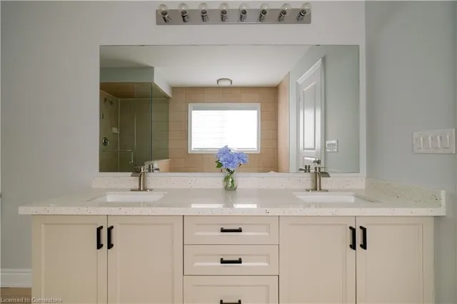 Additional image 48 of 115 Goodwin Cres