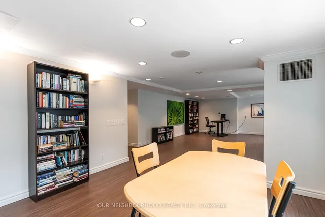 Additional image 25 of 50 Lombard St Unit 2705