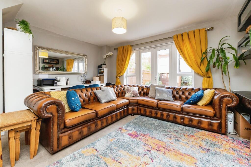 Additional image 7 of Appletree Way, Welwyn Garden City