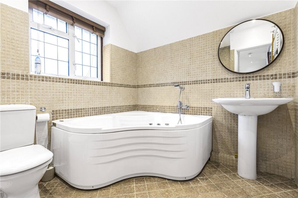 Additional image 18 of Firs Walk, Tewin, Welwyn, AL6