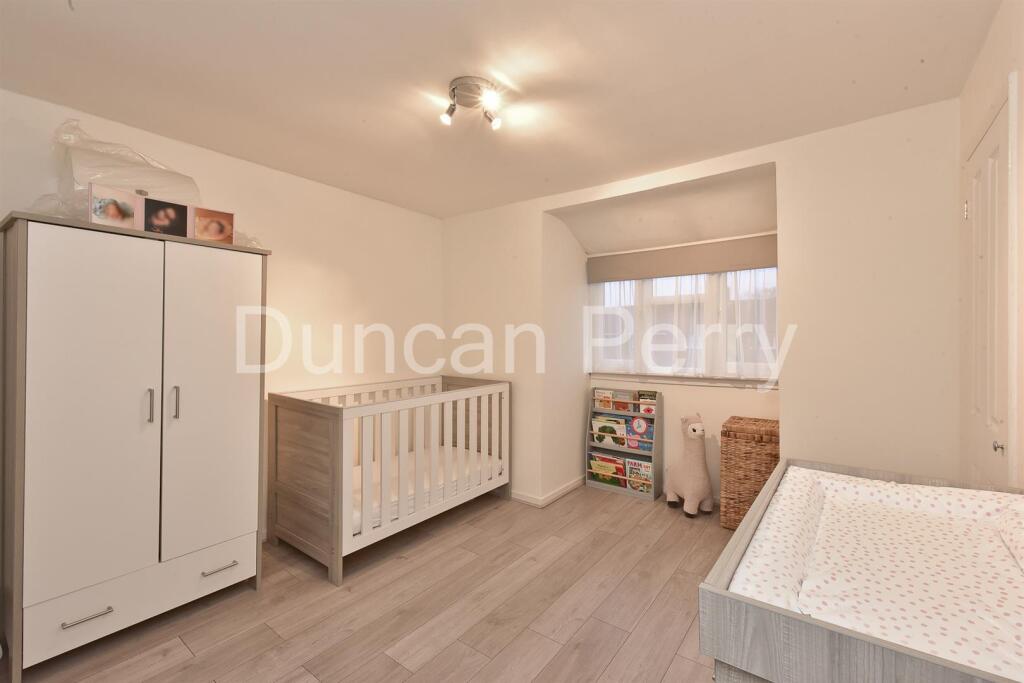 Additional image 7 of Puttocks Drive, Welham Green