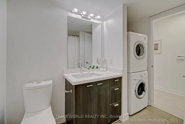 Additional image 23 of 775 King St Unit 502