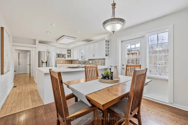 Additional image 17 of 36 Lockton Cres