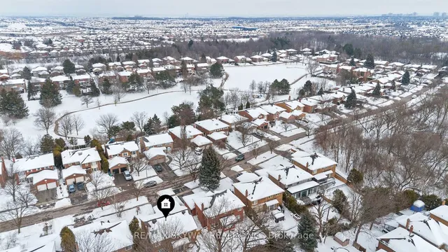 Additional image 29 of 70 Barr Cres