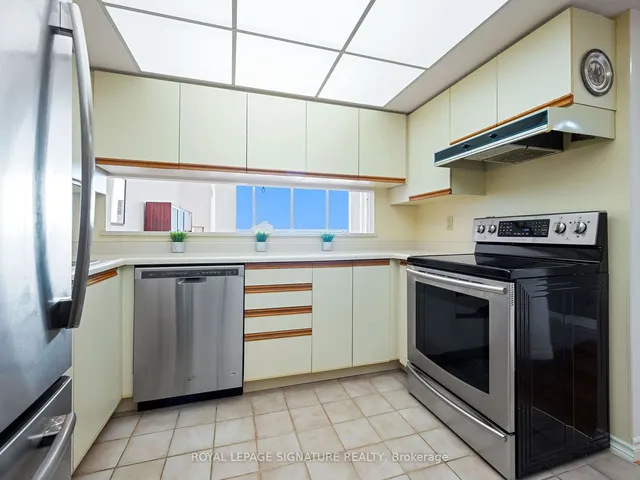 Additional image 8 of 320 Mill St Unit 1106