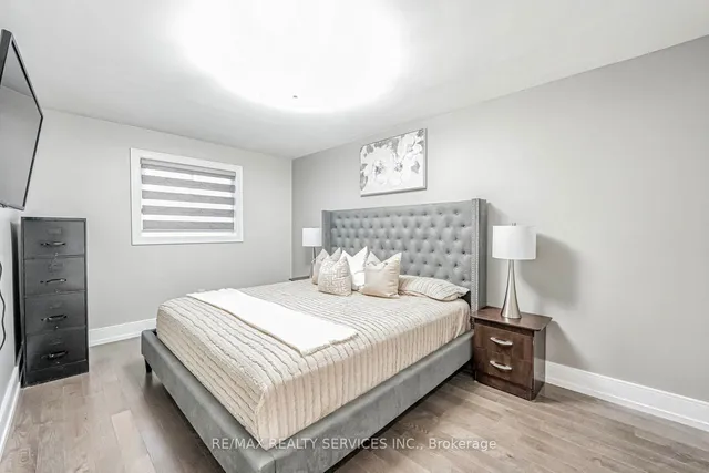 Additional image 27 of 2 Ebby Ave