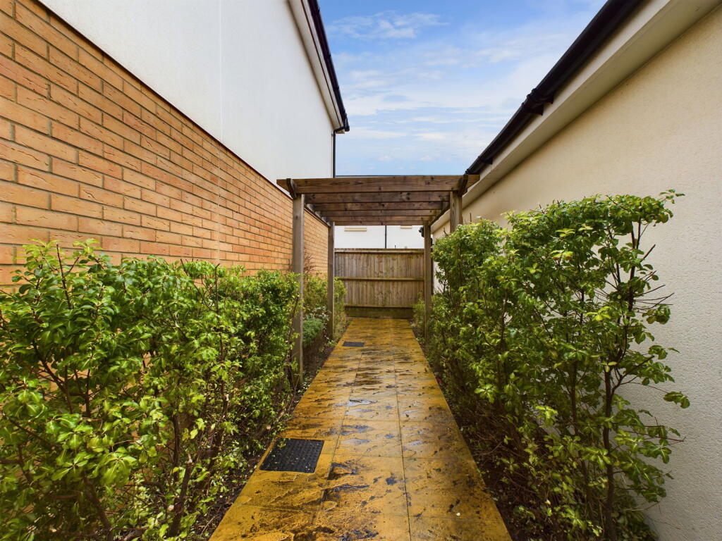 Additional image 14 of Brick Hill Way, Patchway, BS34