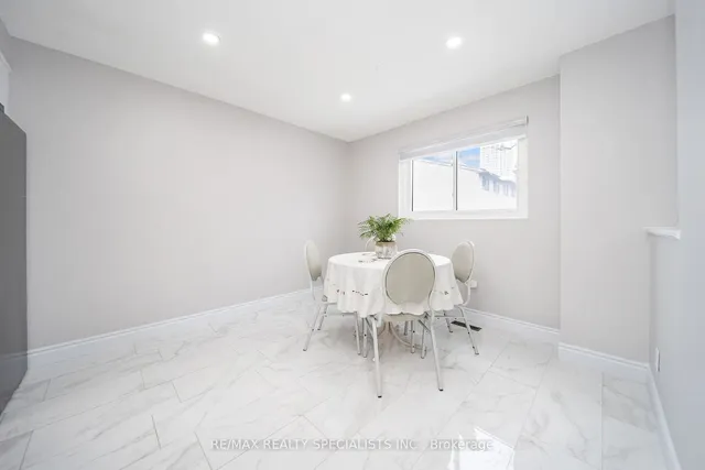 Additional image 9 of 24 Carleton Pl