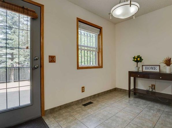 Additional image 3 of 863 SW Tuscany Dr NW, Calgary, AB T3L 2K5