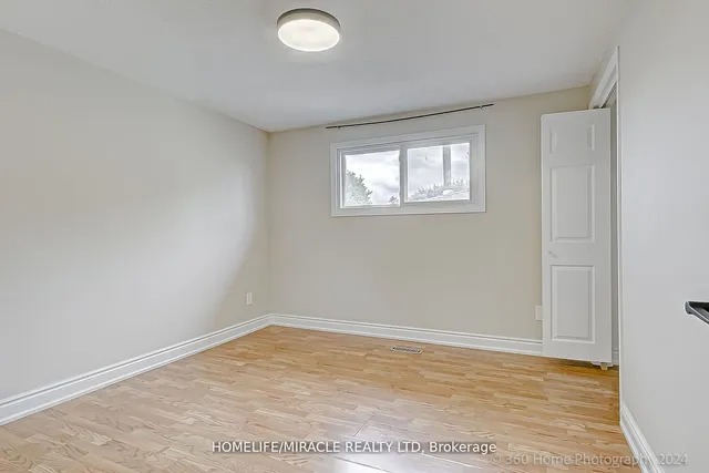 Additional image 17 of 581 Hayward Cres