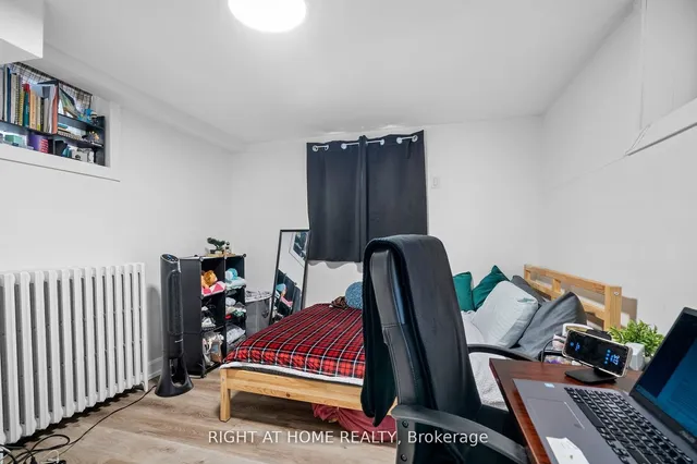 Additional image 32 of 111 Dynevor Rd