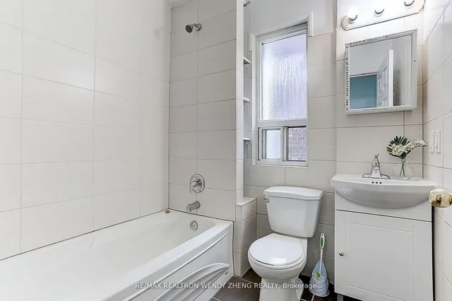 Additional image 29 of 2179 Dundas St