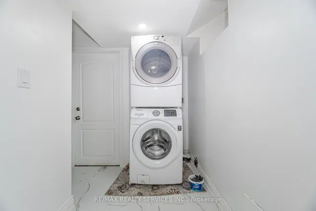 Additional image 27 of 46 Hollowgrove Blvd