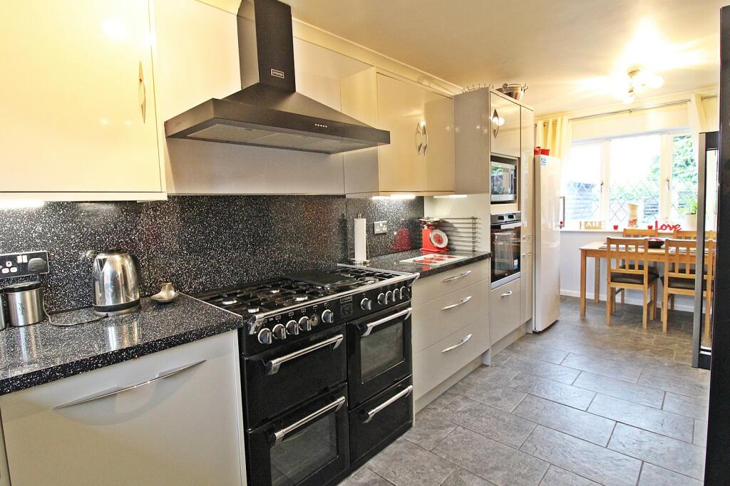 Additional image 10 of Chandlers Reach, Llantwit Fardre, Pontypridd, Rhondda Cynon Taff. CF38 2NJ