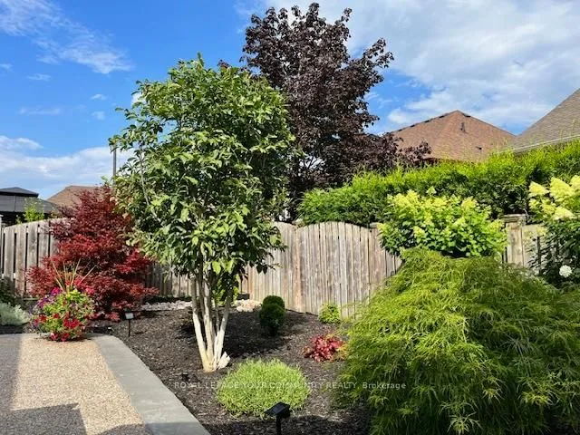 Additional image 5 of 1641 Allan Cres Cres