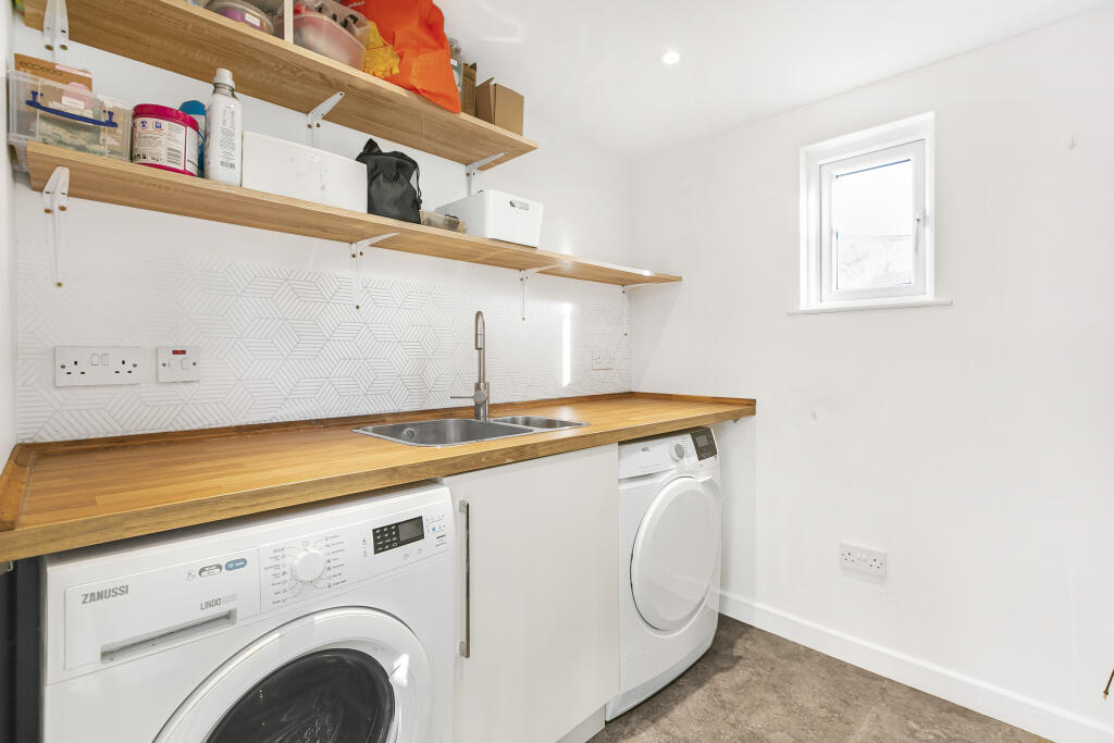 Additional image 16 of Nuns Lane, St. Albans, Hertfordshire, AL1