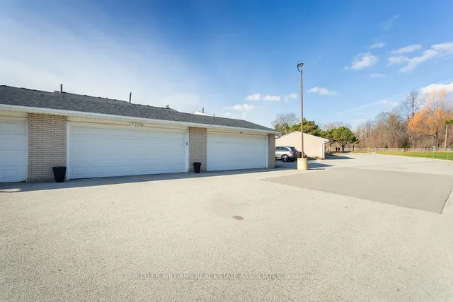 Additional image 38 of 2258 Upper Middle Rd Unit 7