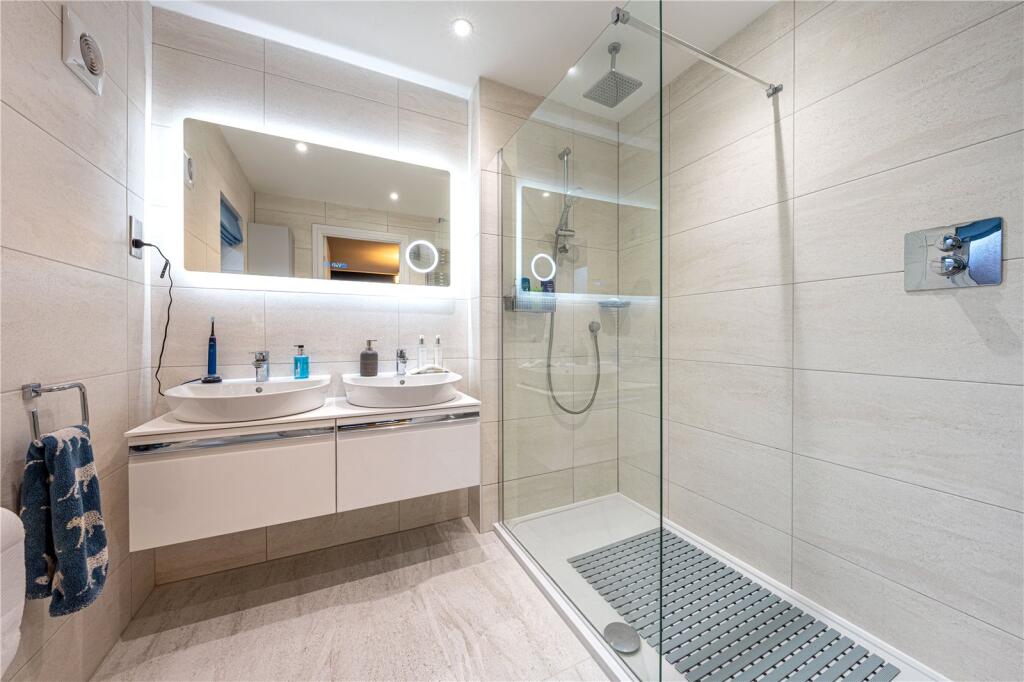 Additional image 27 of Hopton Close, Amington, Tamworth, Staffordshire, B77