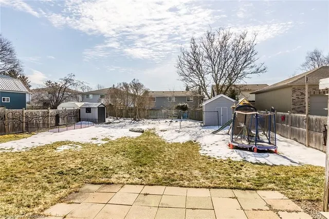 Additional image 8 of 32 Schweitzer St