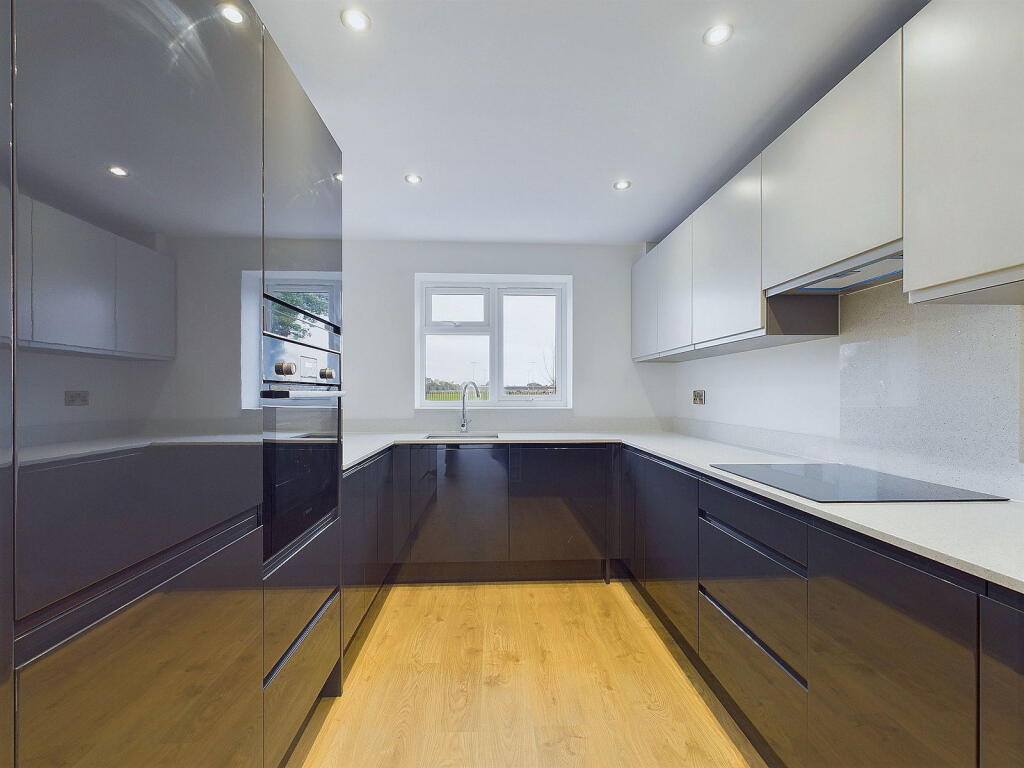 Additional image 4 of Crabtree Lane, Lancing, BN15 9PN