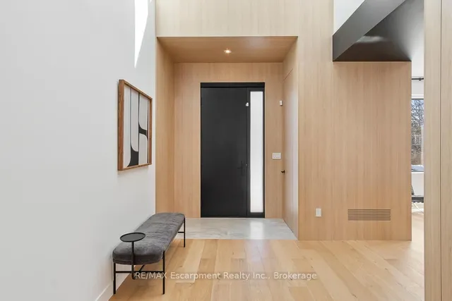 Additional image 14 of 1405 ACTON Cres