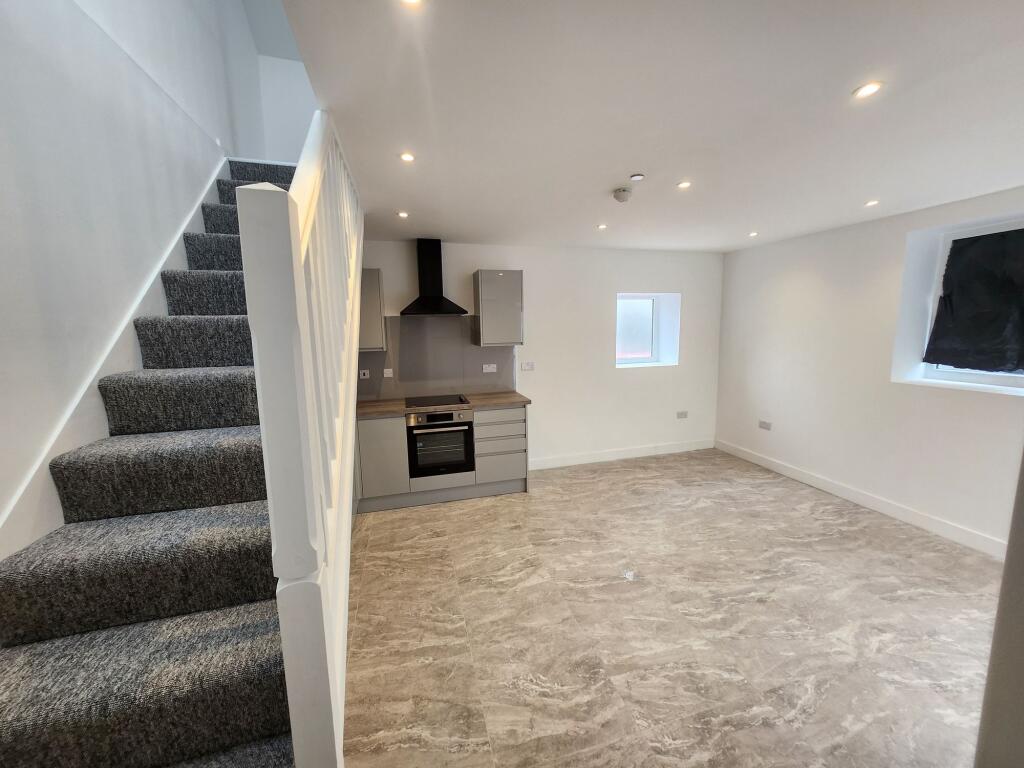 Additional image 3 of North Road, Cardiff, CF14