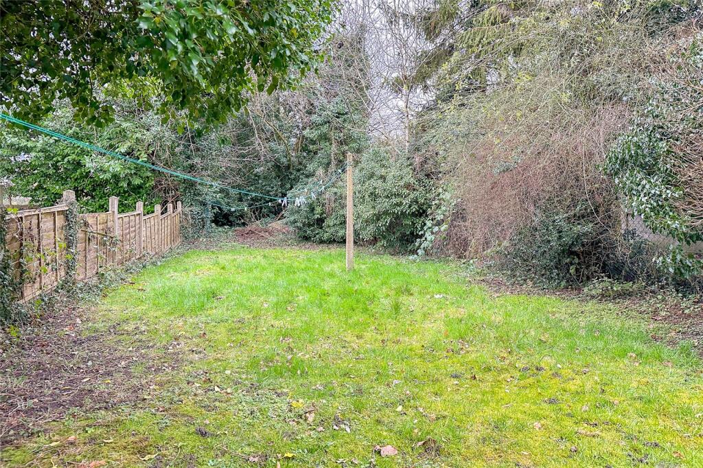 Additional image 18 of Roundfield Avenue, Harpenden, Hertfordshire, AL5