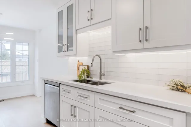 Additional image 16 of 1275 Maple Crossing Blvd Unit 12