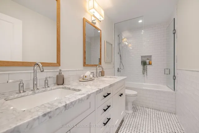 Additional image 24 of 34 Deloraine Ave