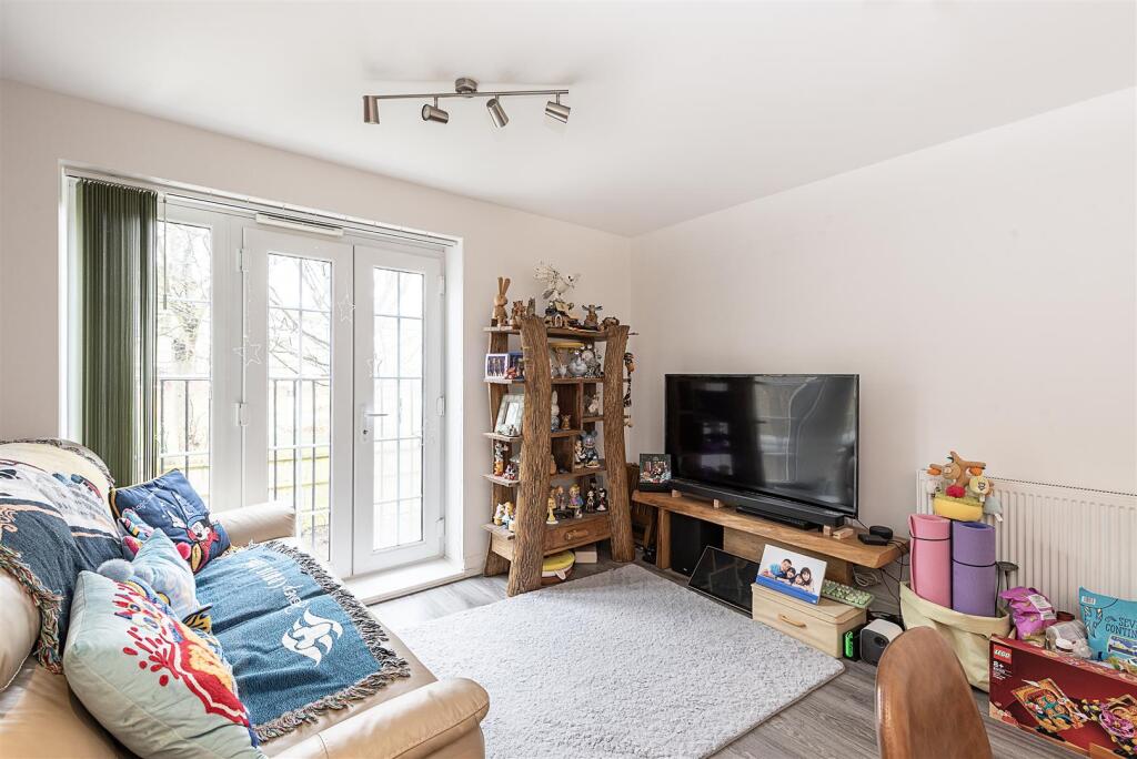 Additional image 3 of Millstone Way, Harpenden