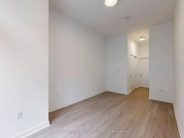 Additional image 14 of 357 King St Unit 203