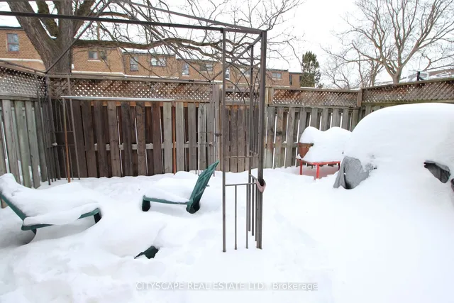 Additional image 24 of 238 Fleetwood Cres