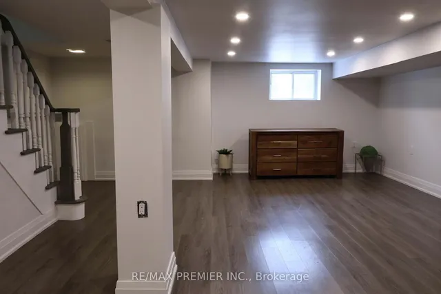 Additional image 17 of 694 Willard Ave