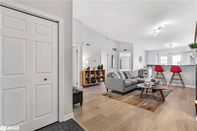 Additional image 24 of 4015 Kilmer Dr Unit 405